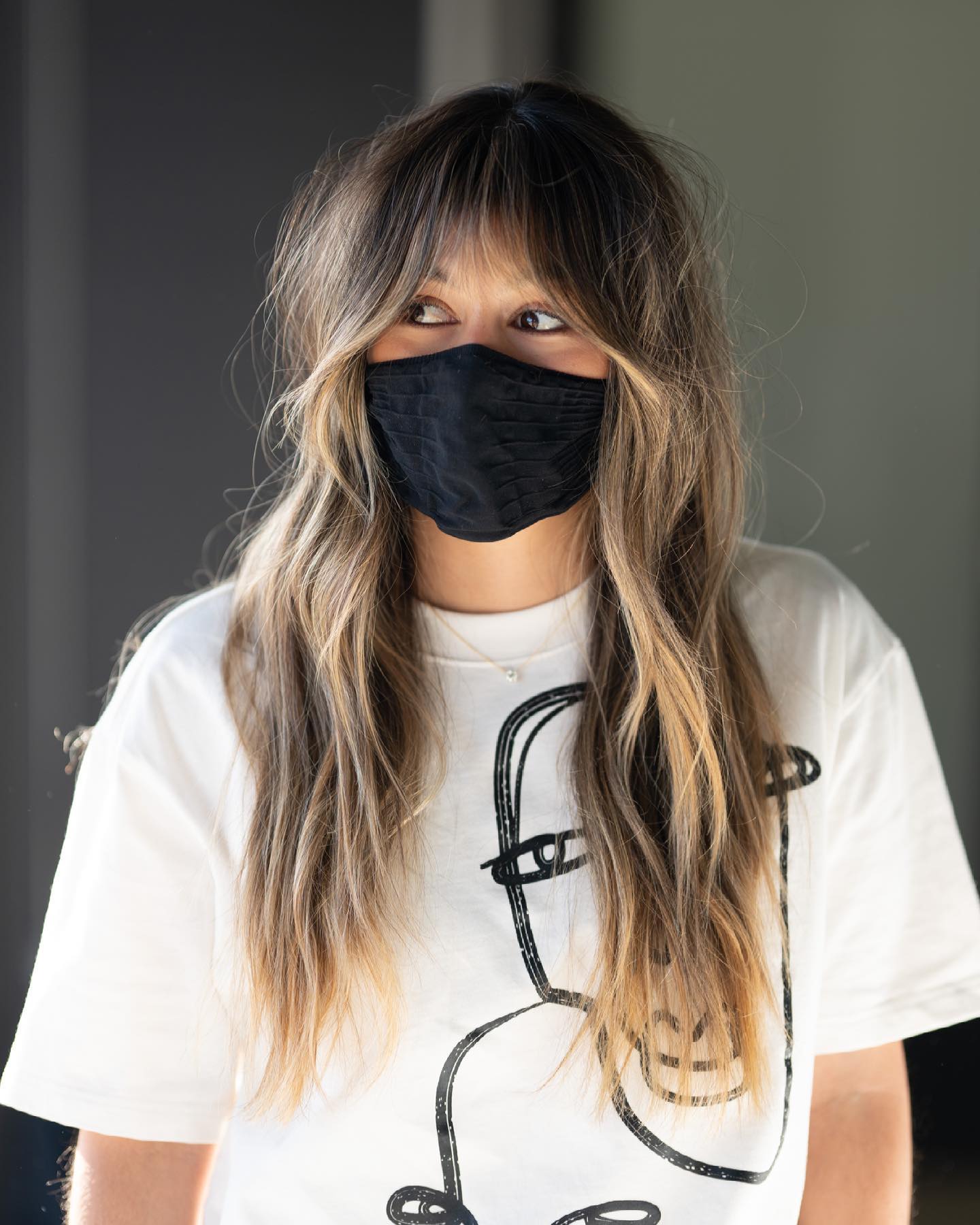 41. Whimsical Shades: the Effortless Charm Of a Shaggy, Sun-kissed Mane