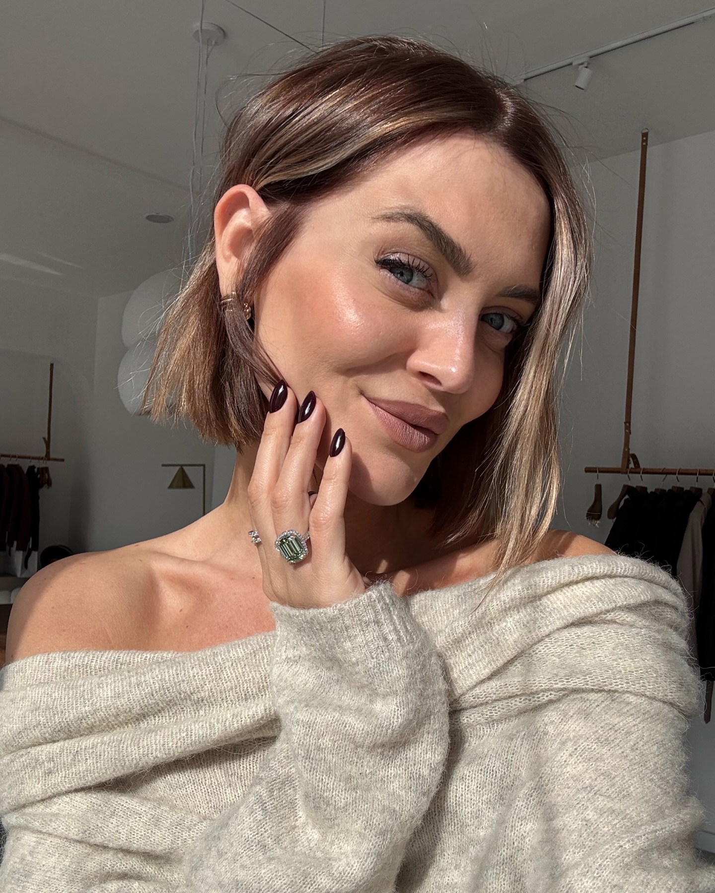 17. Softly Layered Bob with Subtle Highlights