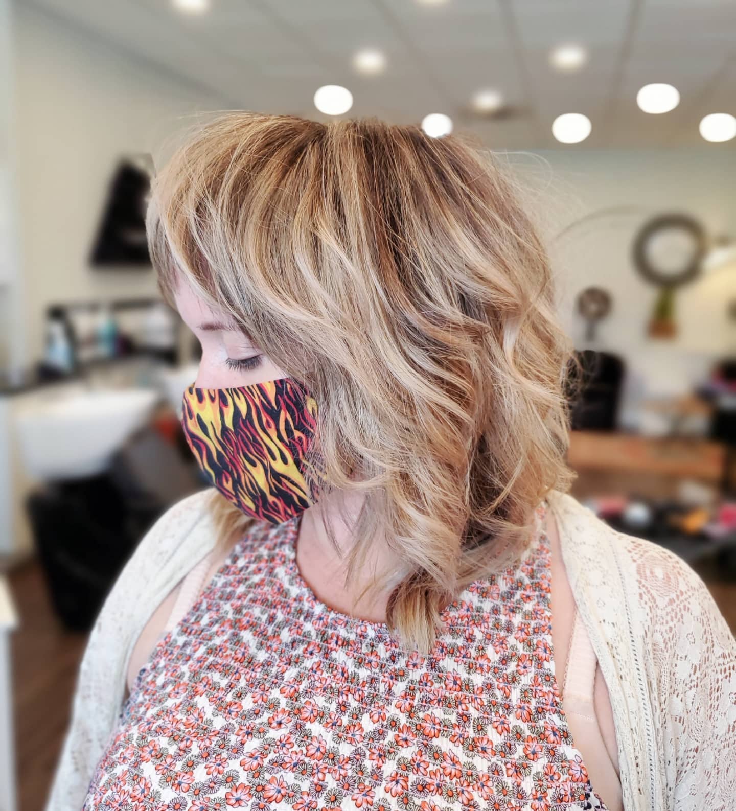 6. Blonde Waves with a Fiery Flair