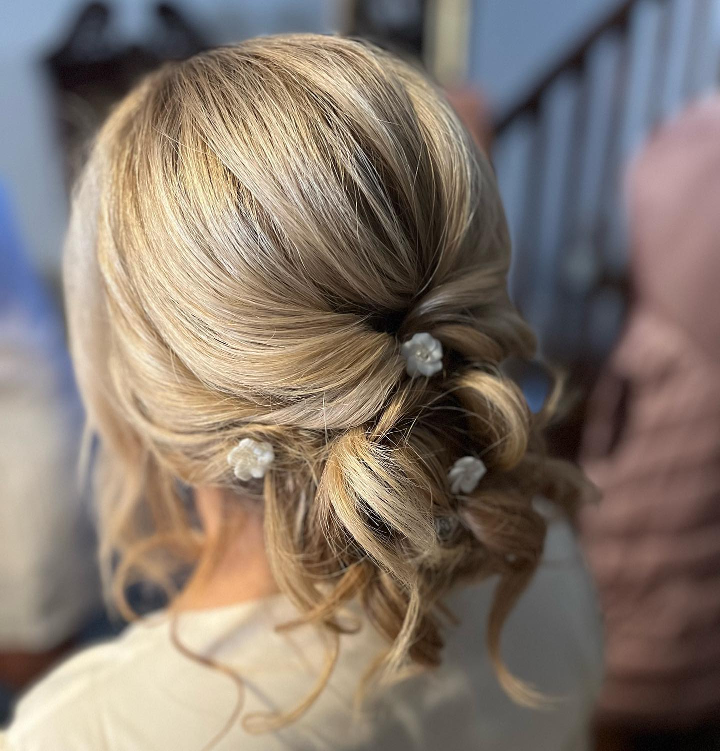 8. Whimsical Waves and Delicate Blooms