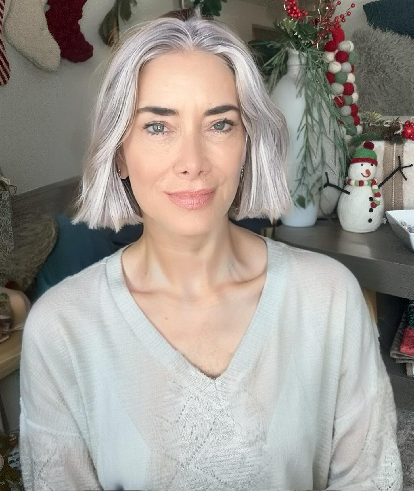 3. Soft Blunt Bob with Subtle Highlights