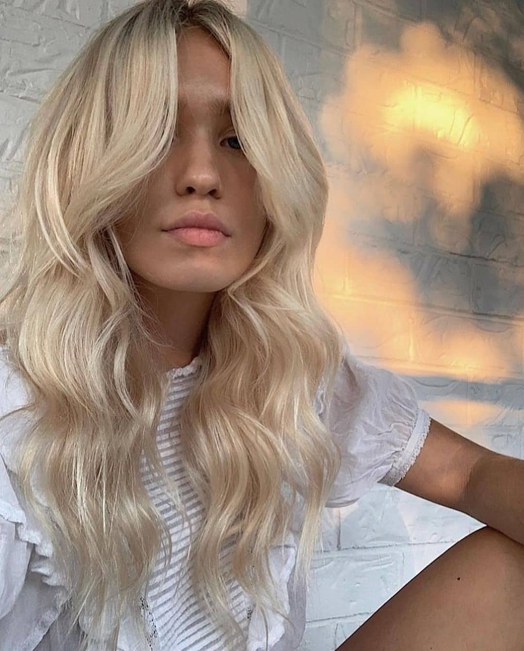 14. Sunset Cascade: Effortlessly Ethereal Shag with a Blushing Glow