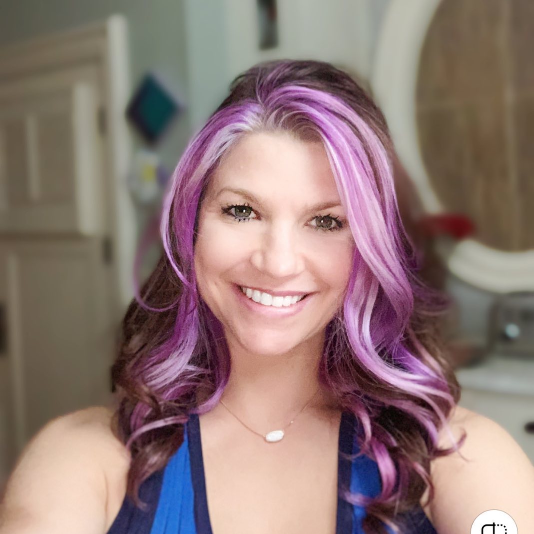 22. Vibrant Lilac Waves: a Playful Take on Classic Elegance