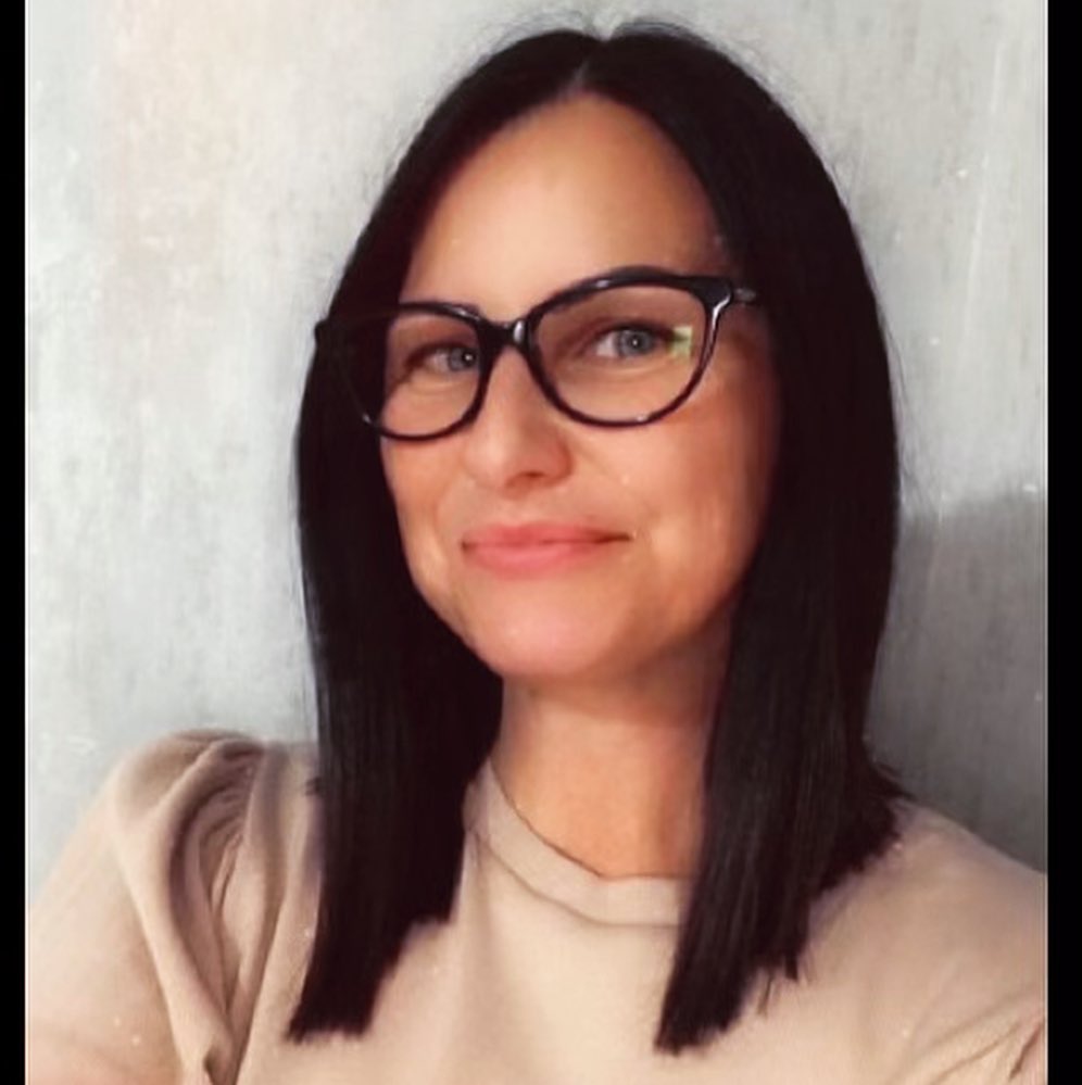 2. the Polished Long Bob for the Modern Woman