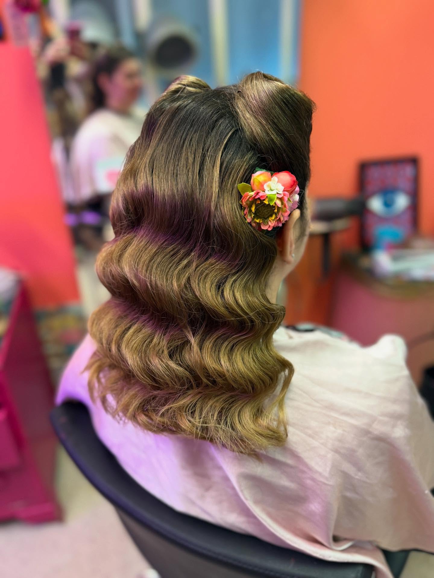 16. Waves Of Retro Charm with a Blossom Twist