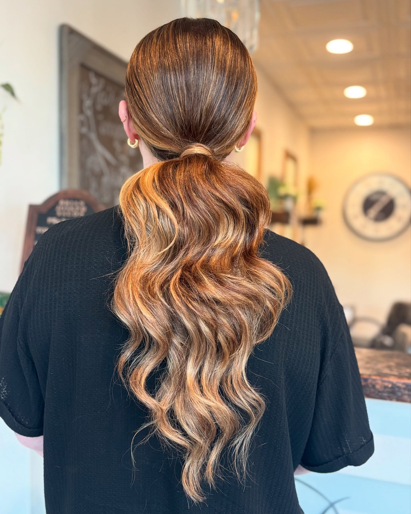3. Midnight Bloom Bob with Sun-kissed Dimension