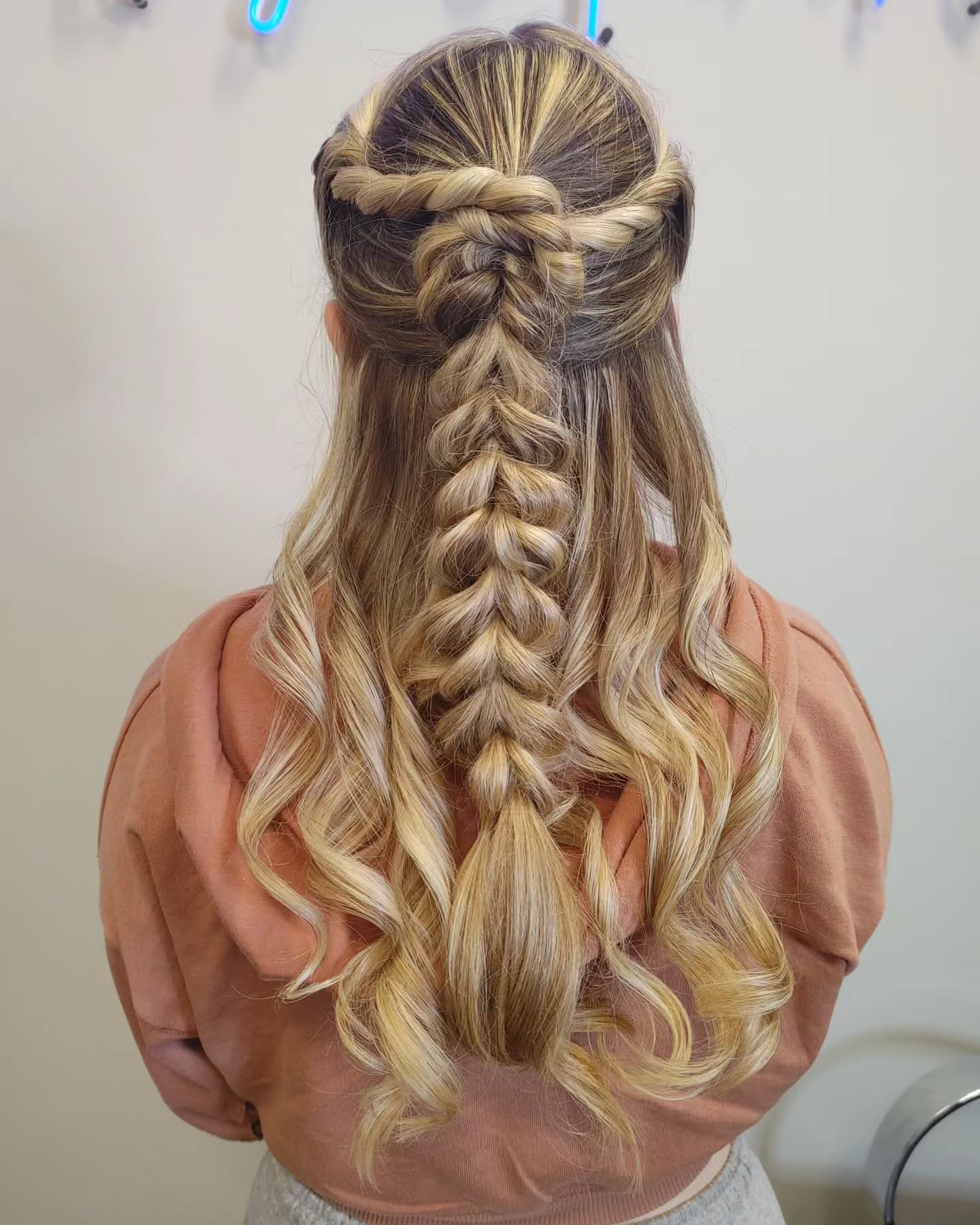 32. Asymmetrical Chic Meets Undone Texture