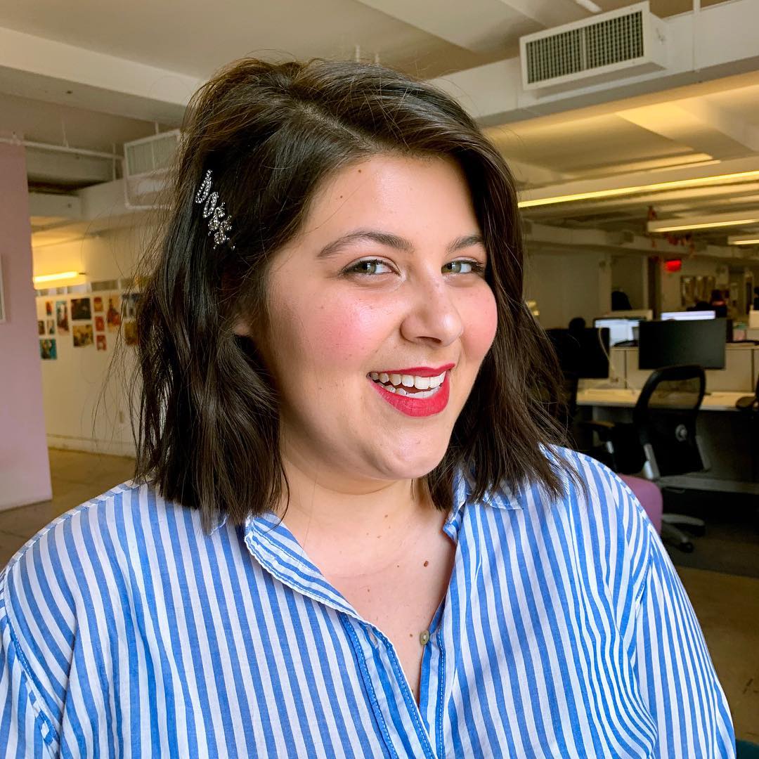 32. Wavy Bob: Soft and Romantic