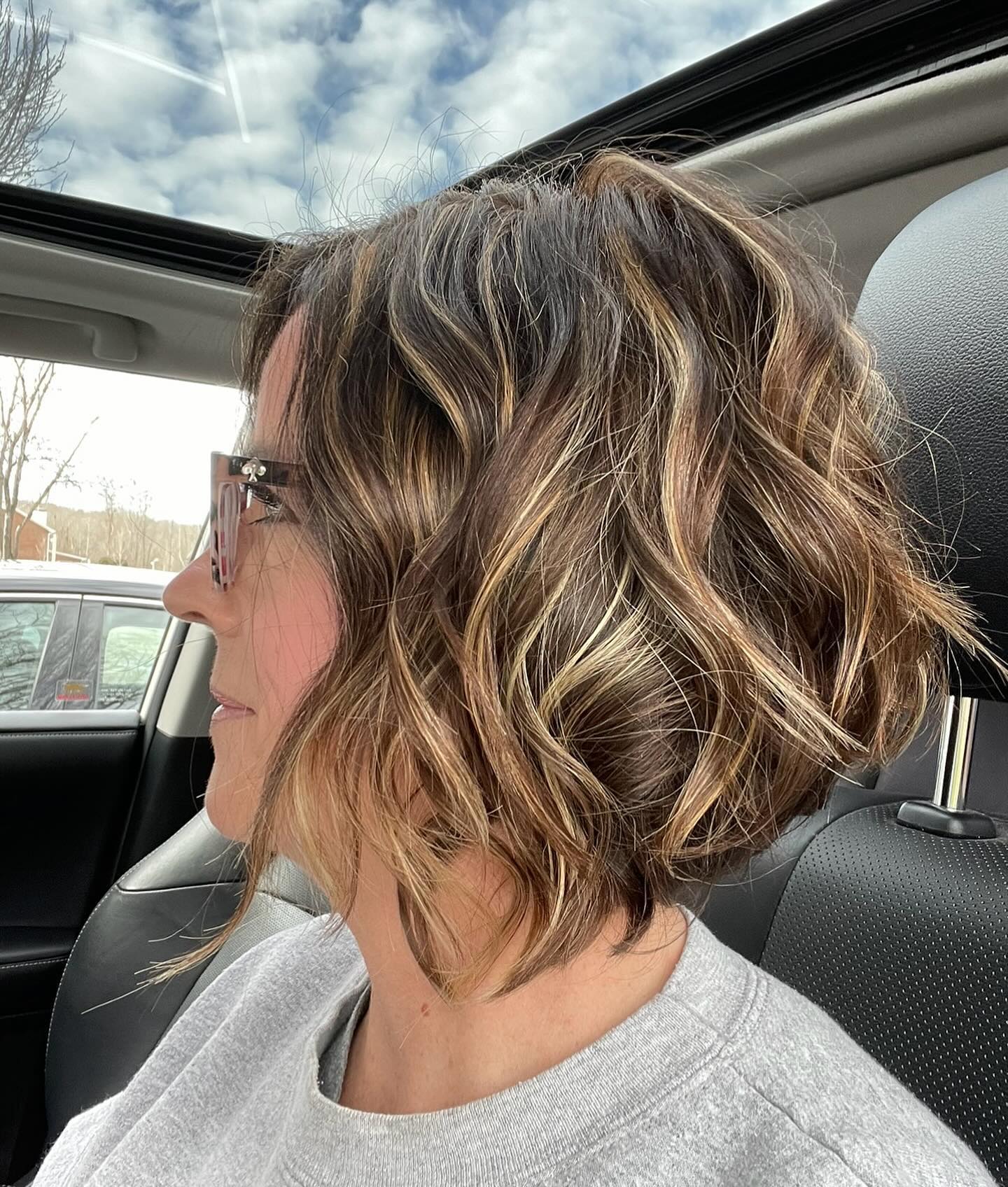 4. Effortlessly Textured Waves: the Timeless Bob with a Modern Twist