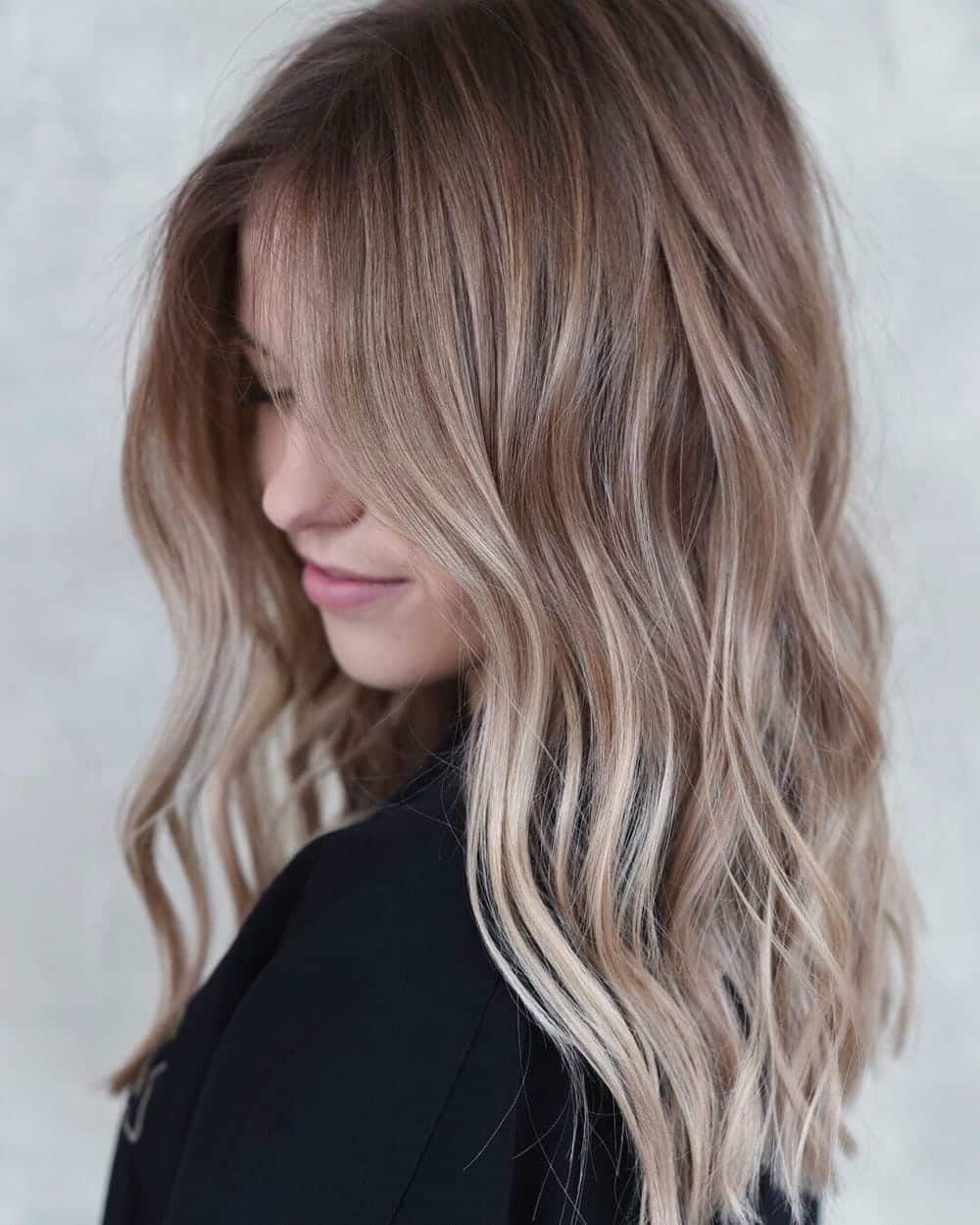 4. Soft Textured Waves with Subtle Highlights and Lowlights