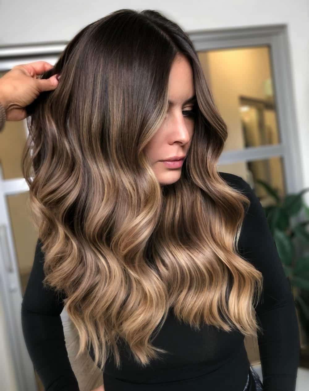 42. Title: Soft Waves with Light Brown and Golden Highlights