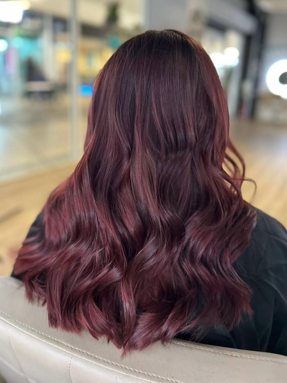 65+ Burgundy Hair Color Ideas for a Bold, Stunning Look