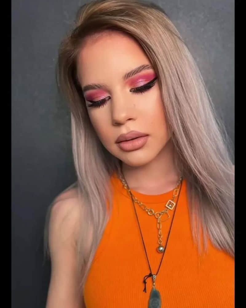 75+ Gray Hairstyles for a Chic & Timeless Look