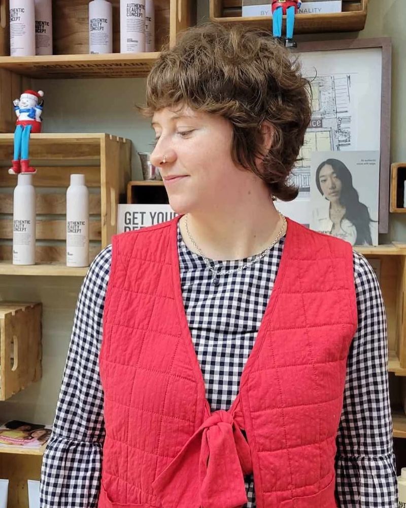 61. Structured Short Choppy Curls