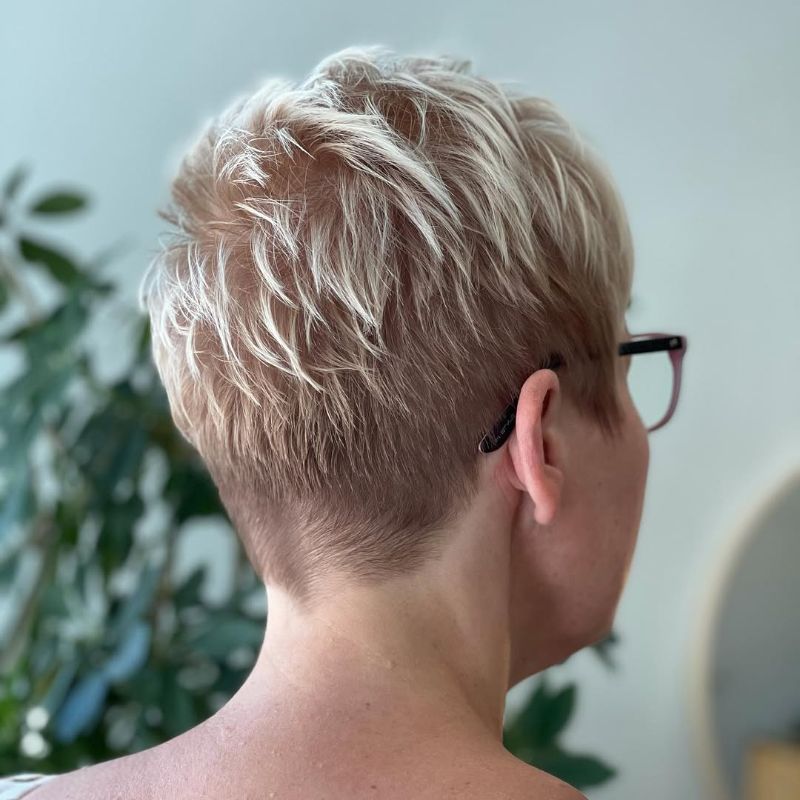 23. Platinum Pixie