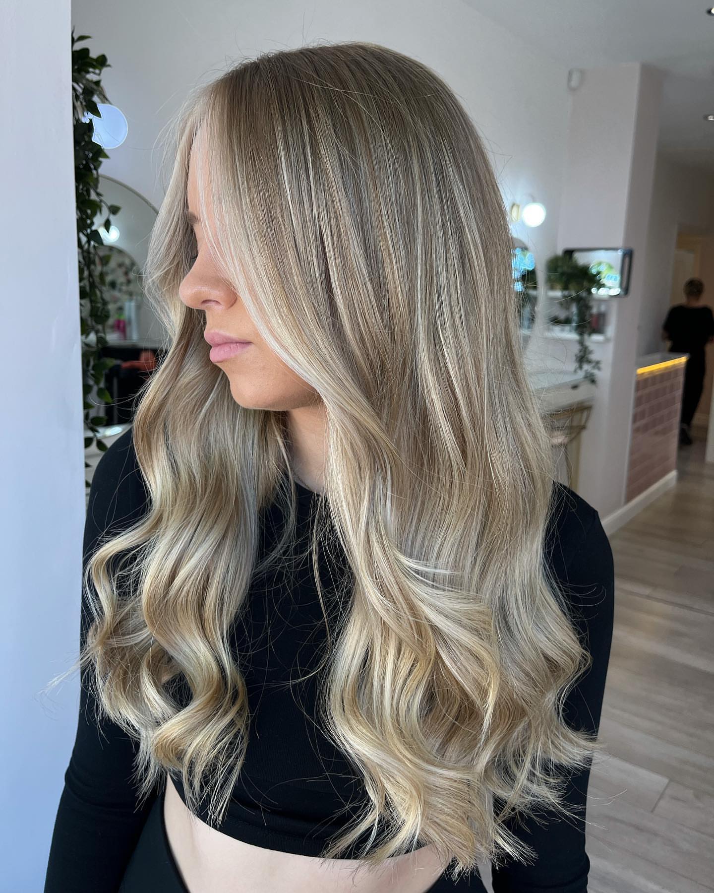 9. Ash Blonde Balayage with Bright Money Pieces