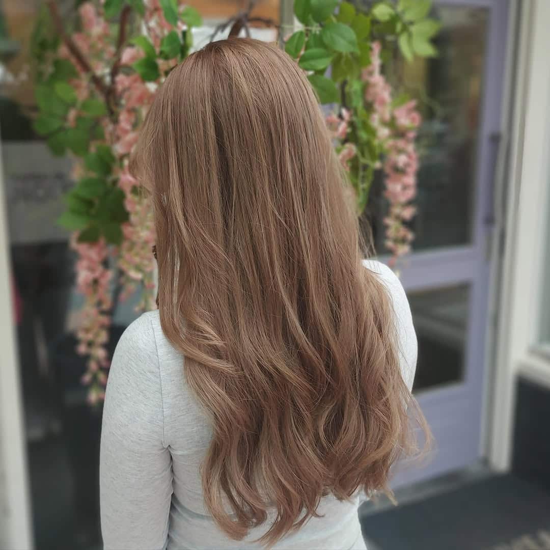 20. Ash Brown Cascading Waves