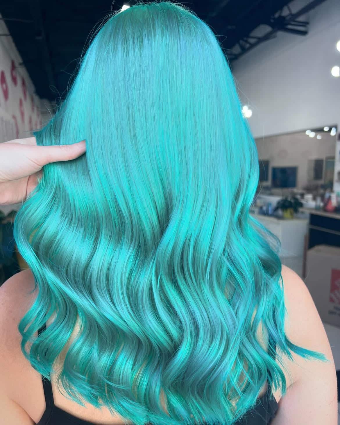 29. Bright Aqua Waves