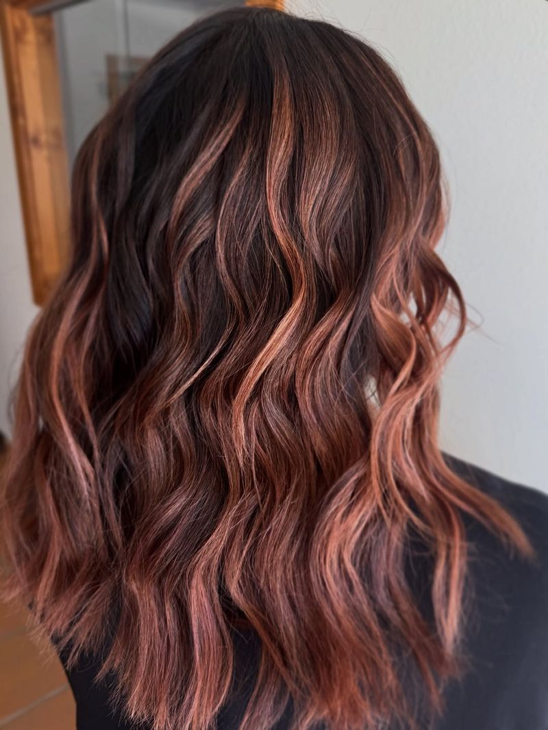 15. Dark Chocolate and Rose Gold Waves