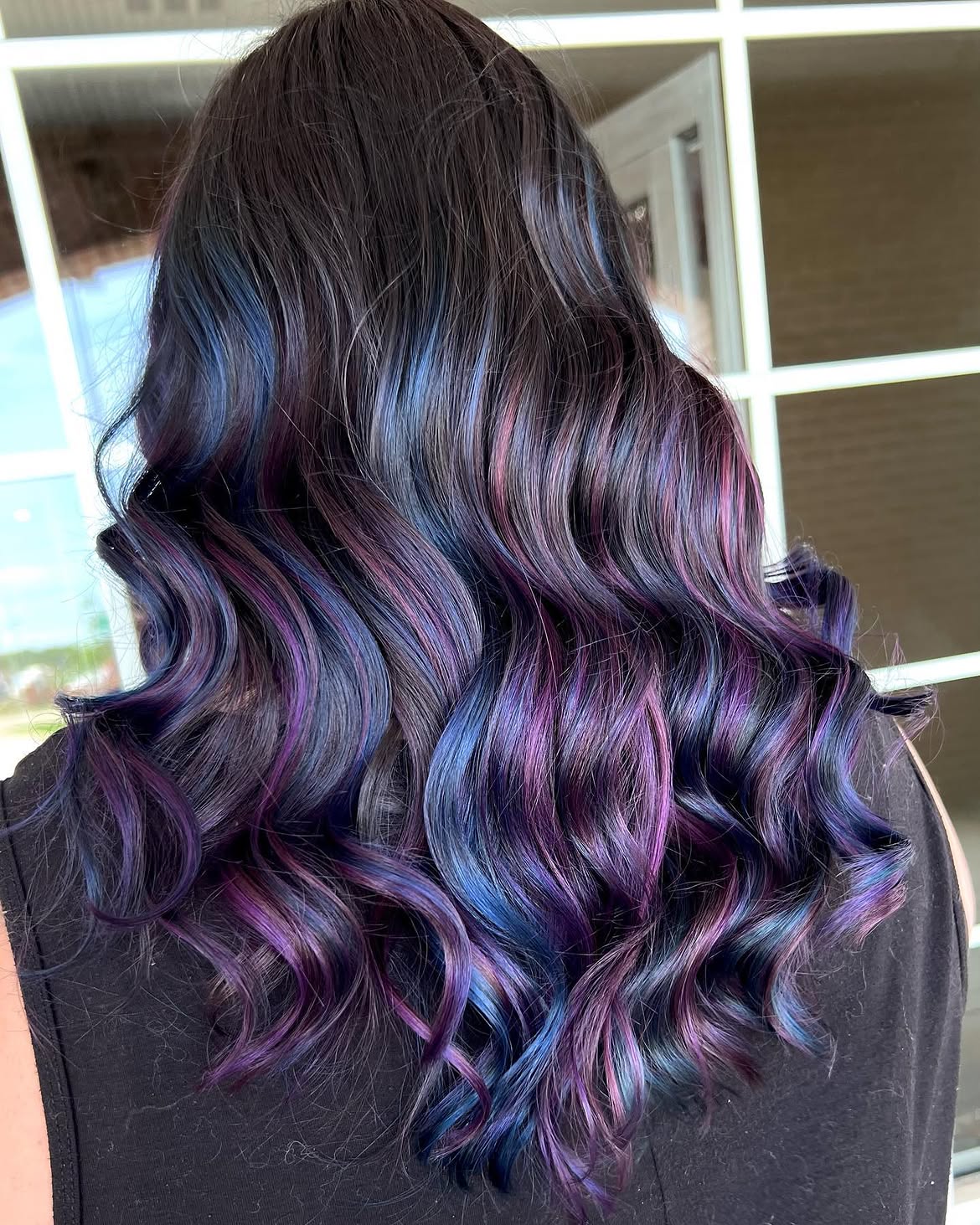 6. Deep Indigo and Plum Waves