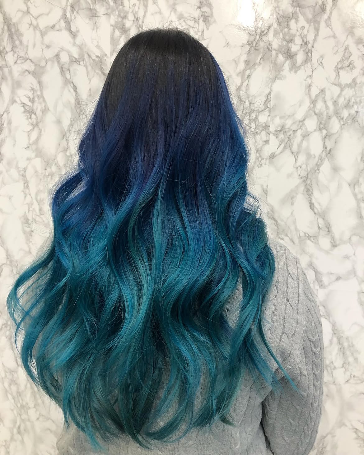 25. Deep Ocean Teal Melty Ombre