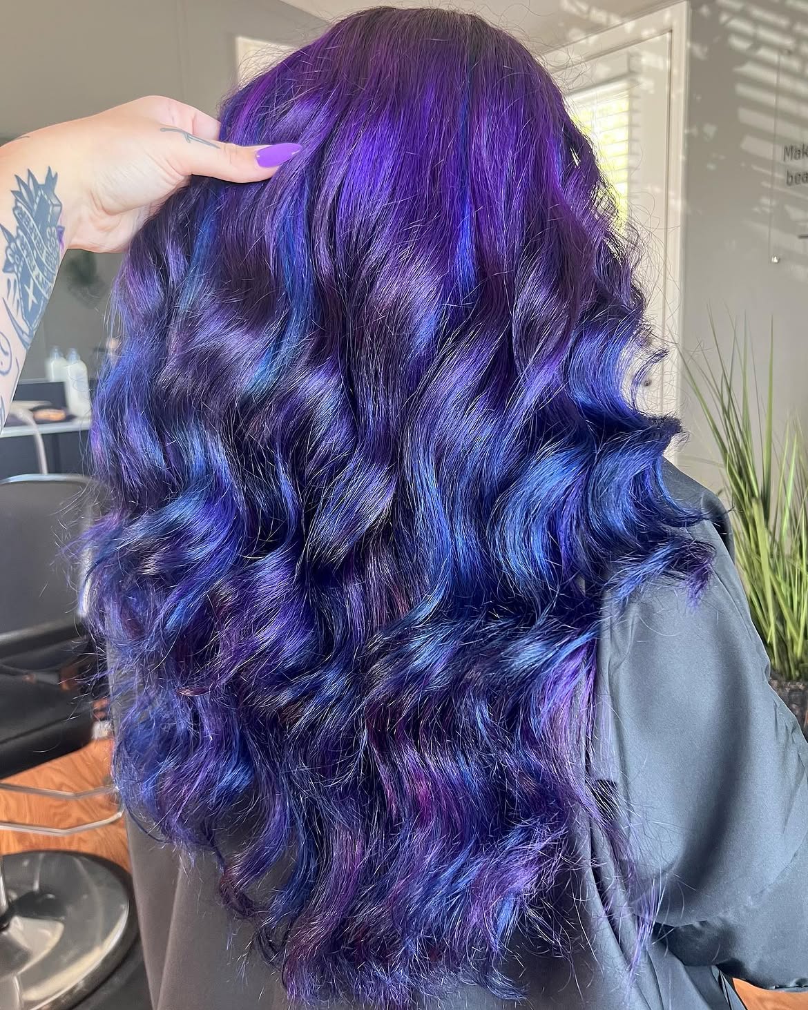 10. Deep Violet and Electric Blue Waves