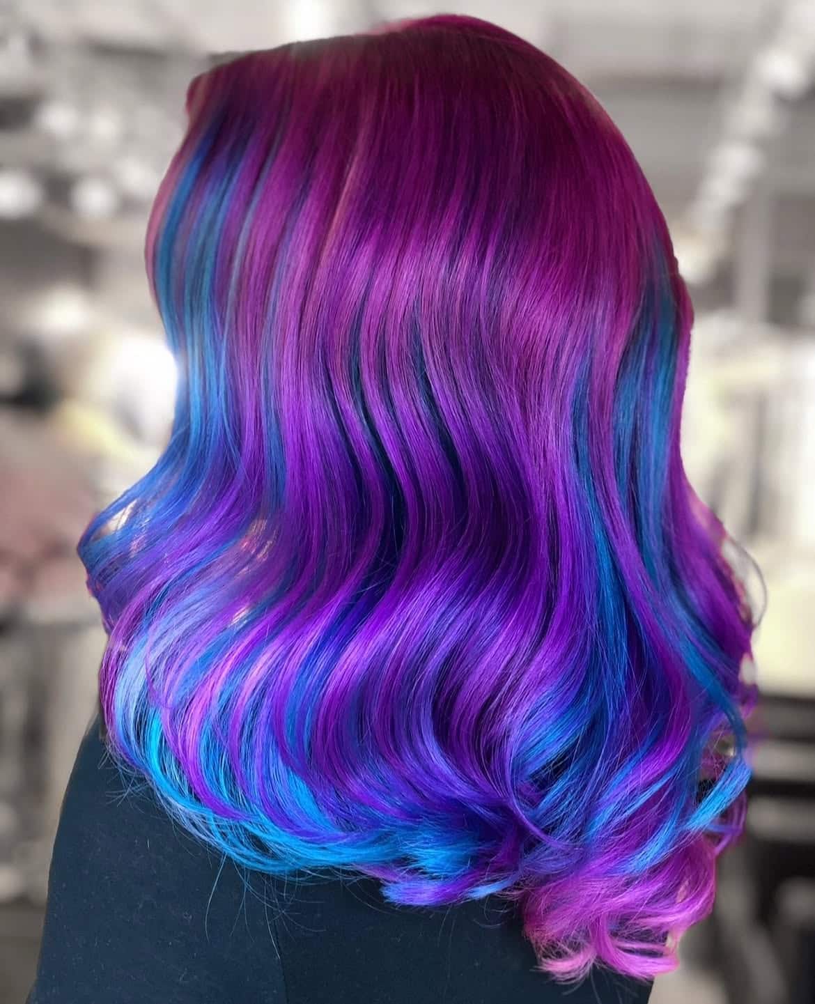 16. Electric Waves of Color