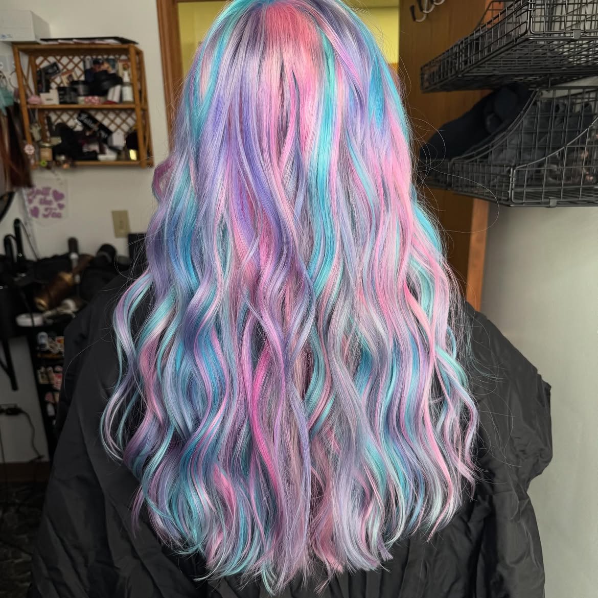 22. Enchanting Pastel Waves