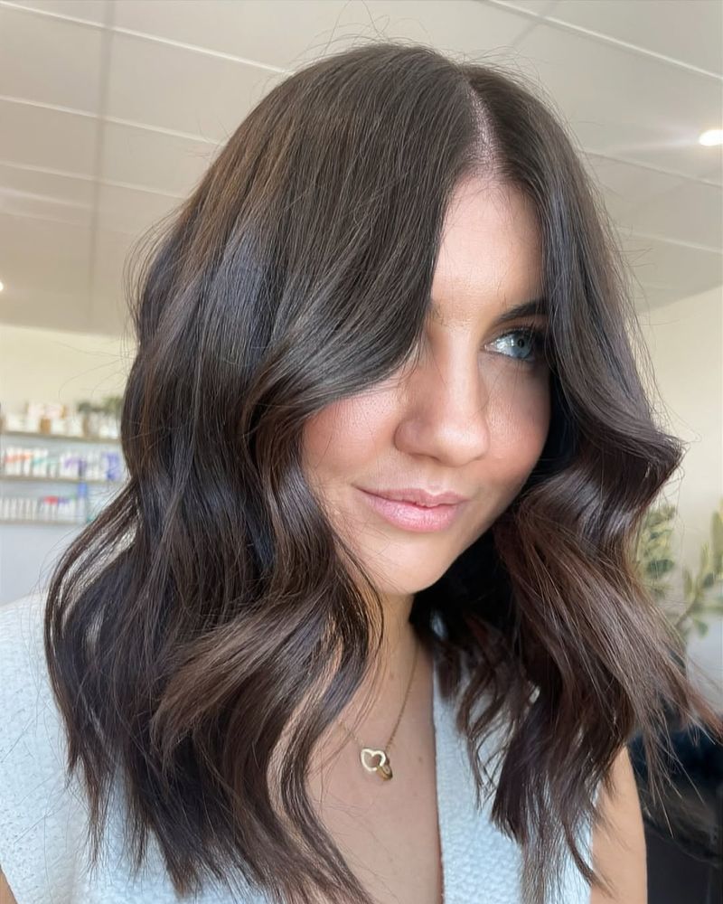 16. Espresso Lob with Soft Waves