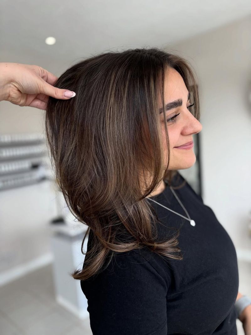 3. Espresso Lob with Subtle Caramel Highlights