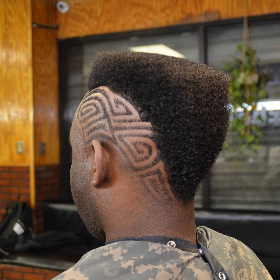 22. Geometric Art Flat Top