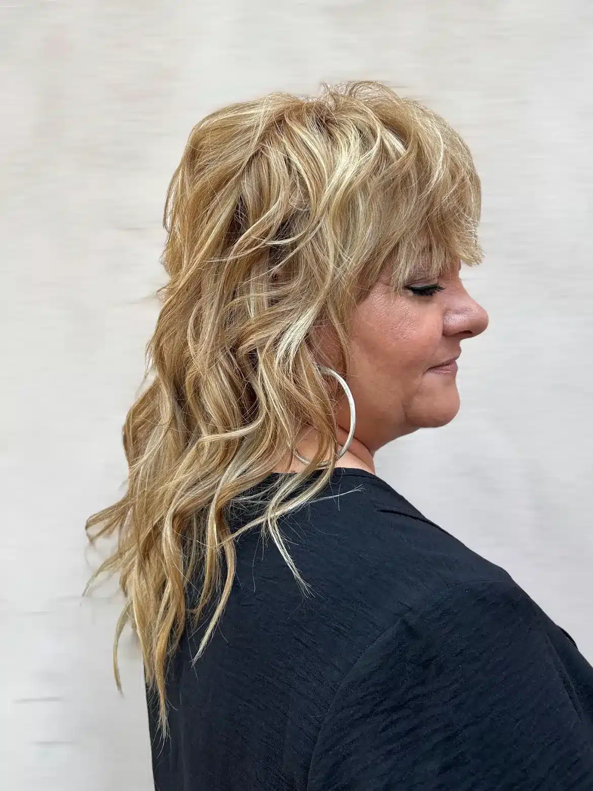 5. Honey Blonde Shaggy Mullet