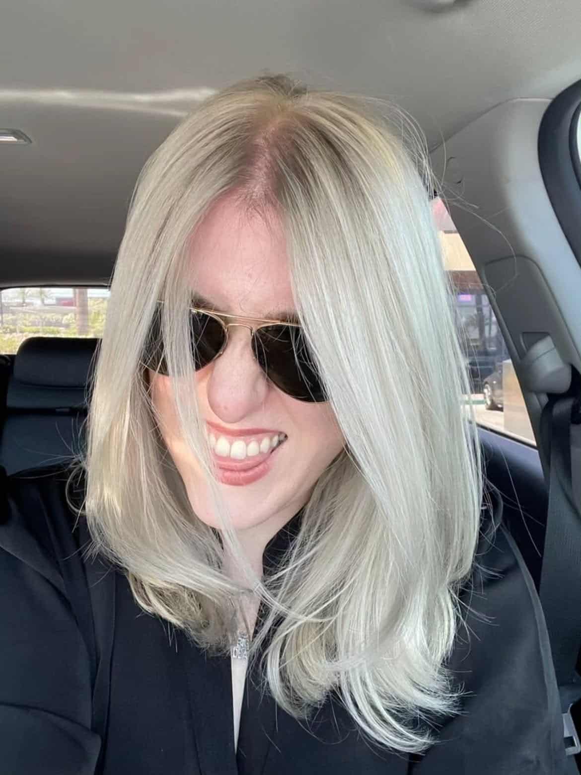 26. Ice White Layers with Dark Roots