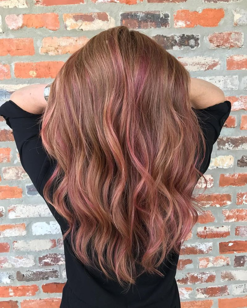 21. Light Brown Waves with Pink Highlights