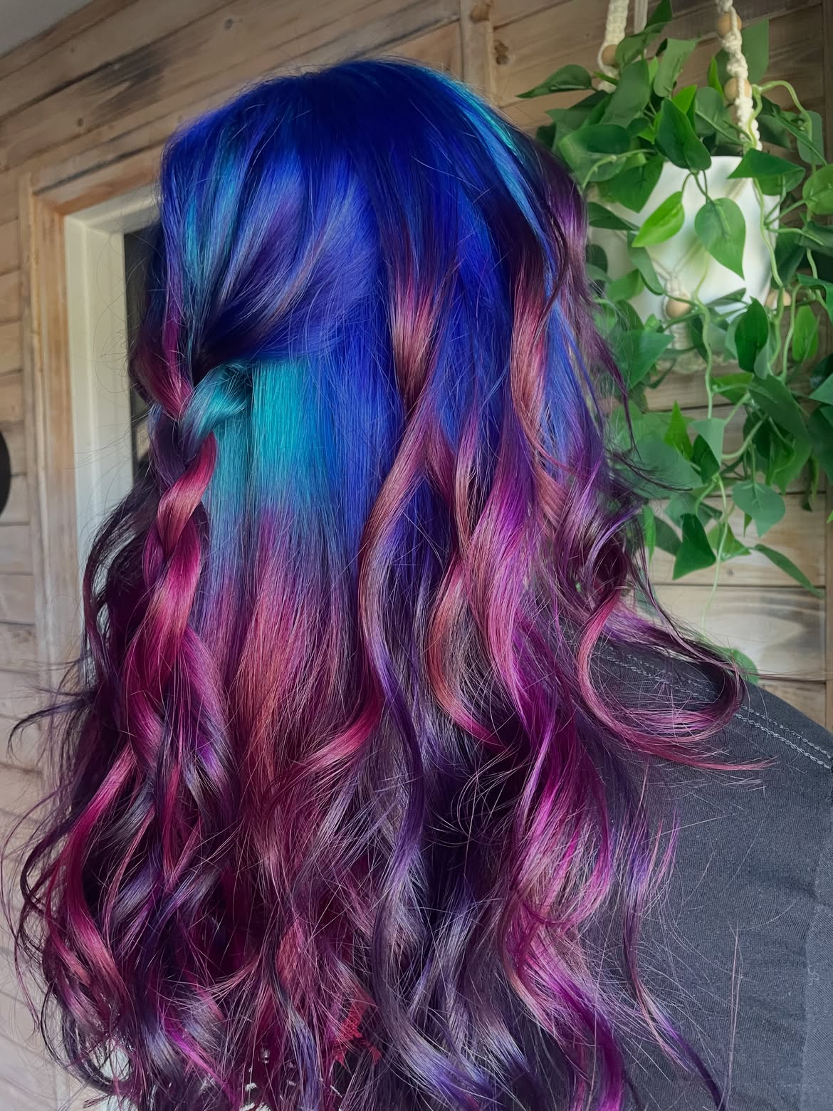 27. Midnight Reef Waves with Teal and Magenta Ribbons