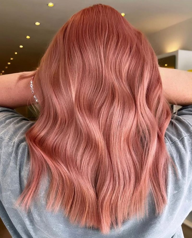 20. Peachy Copper Tones with Soft Waves