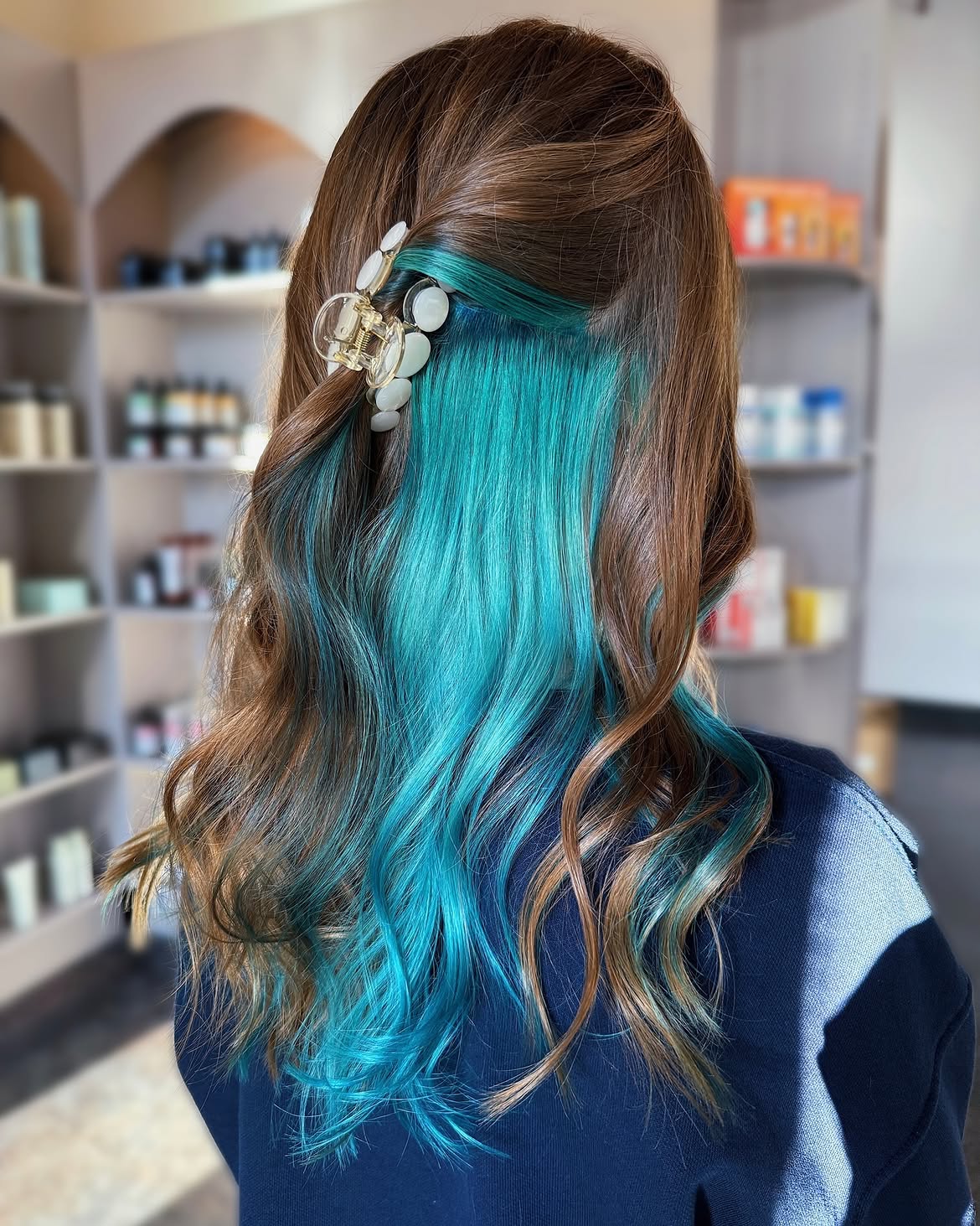 3. Peekaboo Turquoise Underlight
