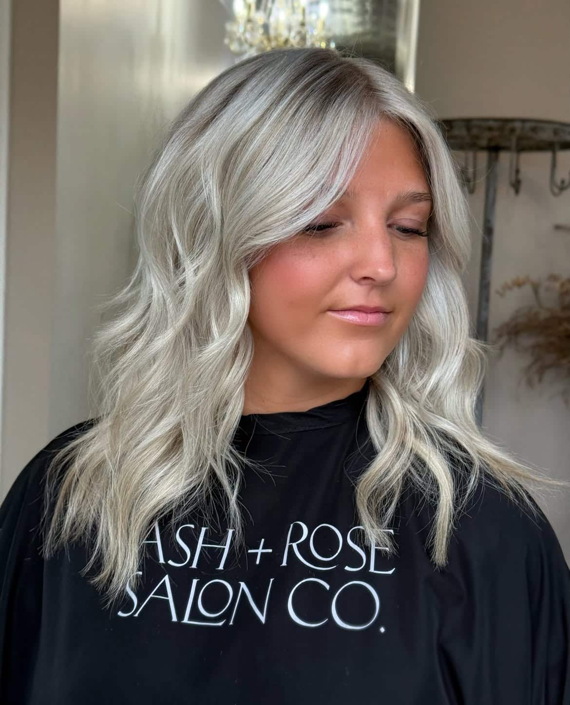 40. Platinum Waves with Root Smudge