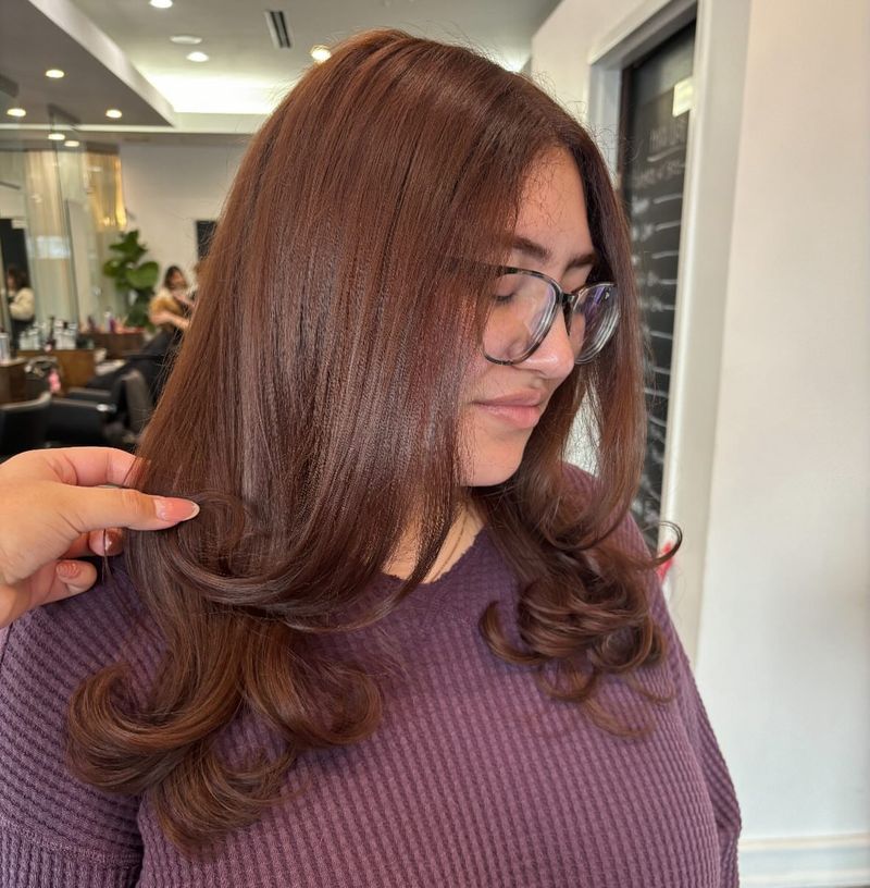 44 Chestnut Brown Hair Ideas for a Rich and Glossy Glow