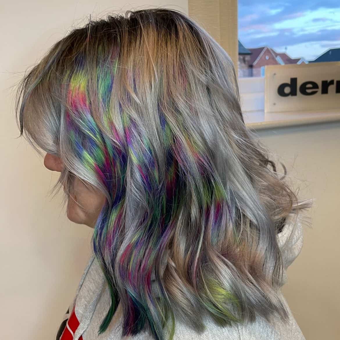 8. Rainbow Waves