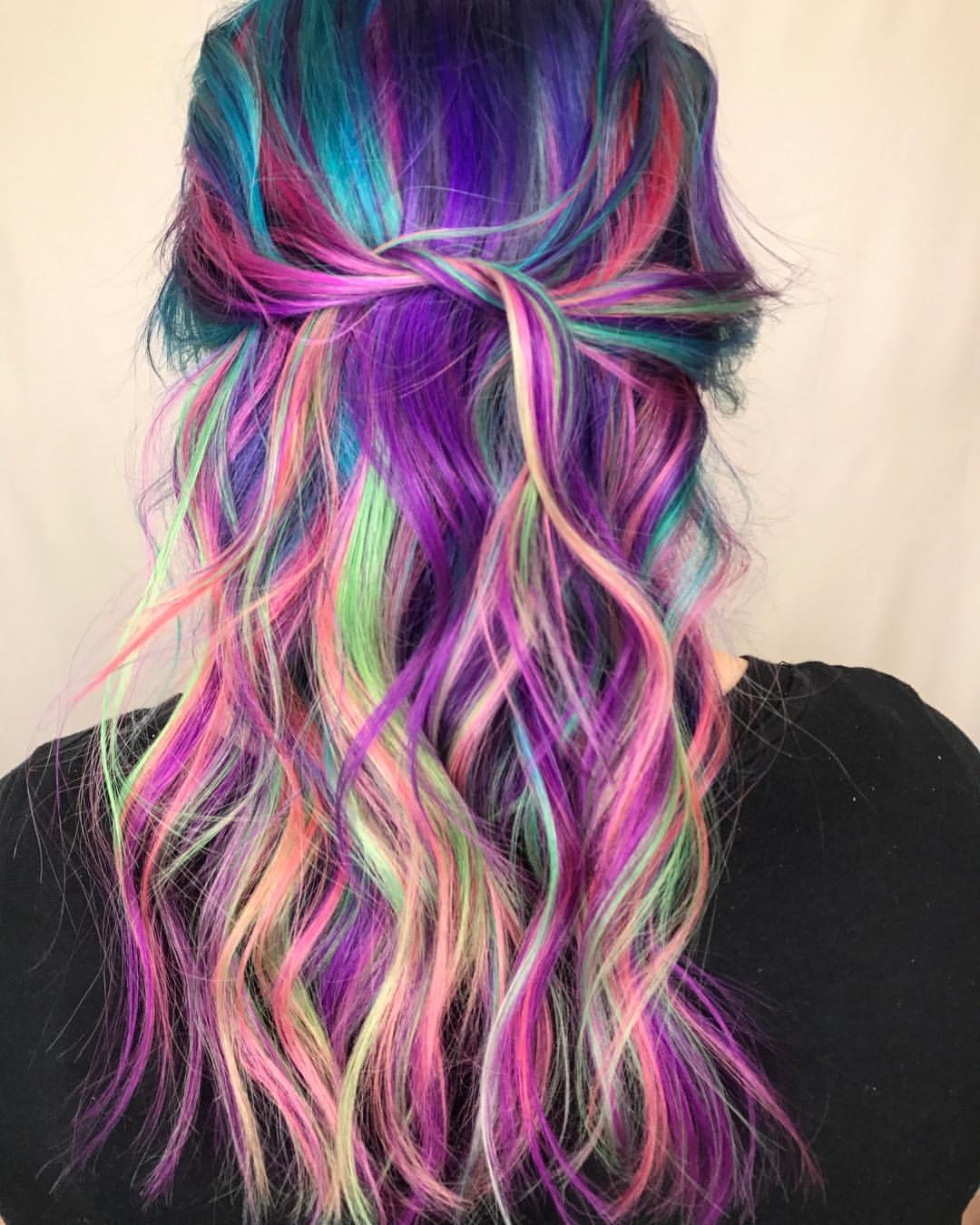 30. Rainbow Waves