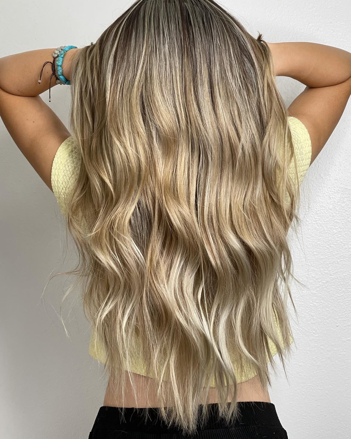 31. Rooted Beige Blonde Beach Waves