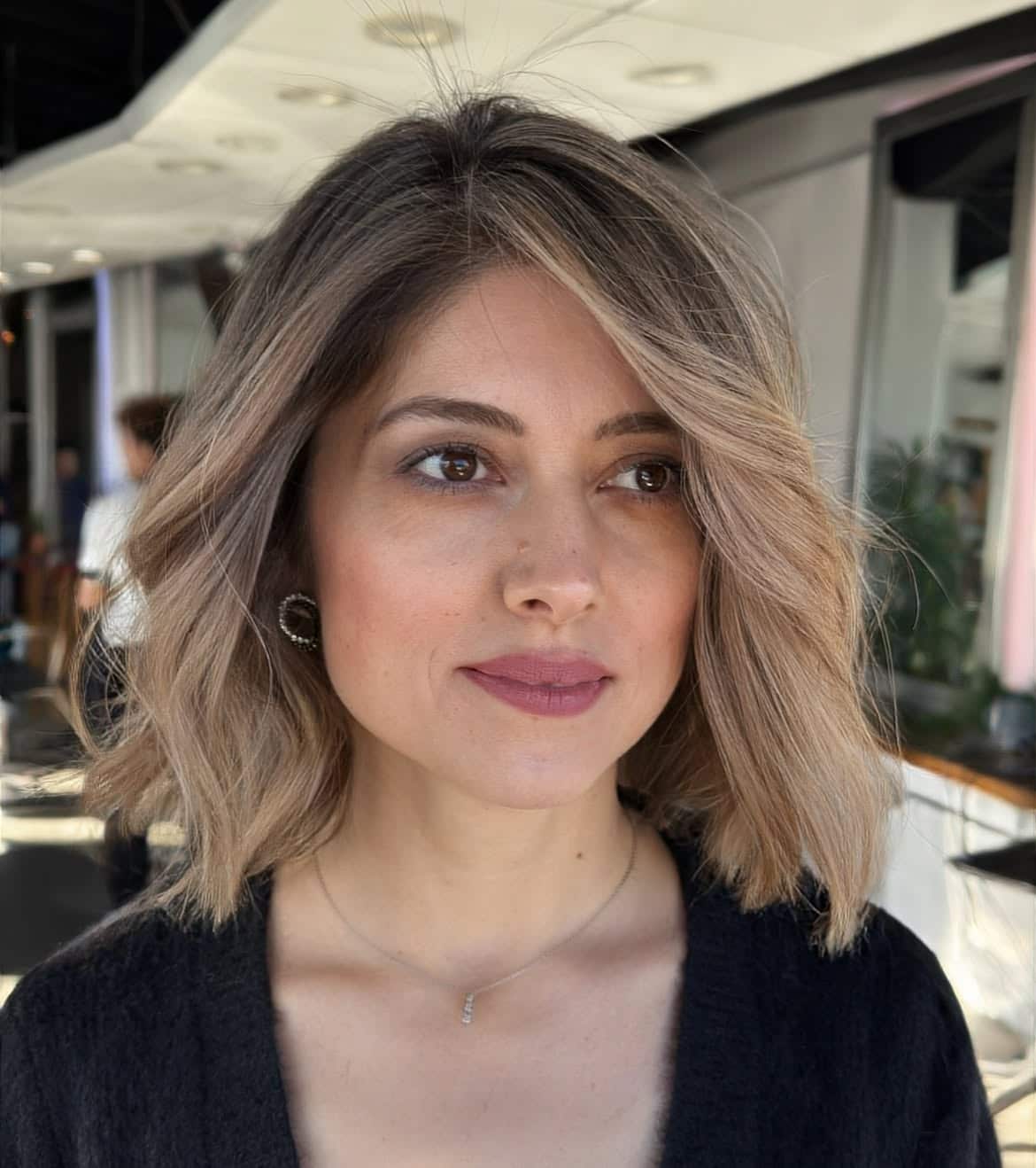 25. Rooted Beige Bob
