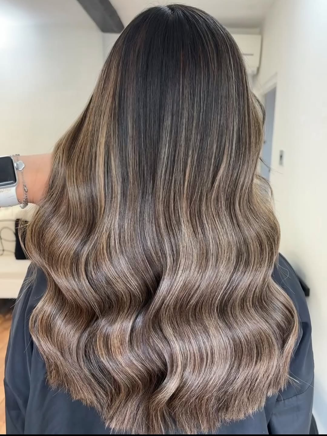 39. Sandy Waves with Subtle Highlights