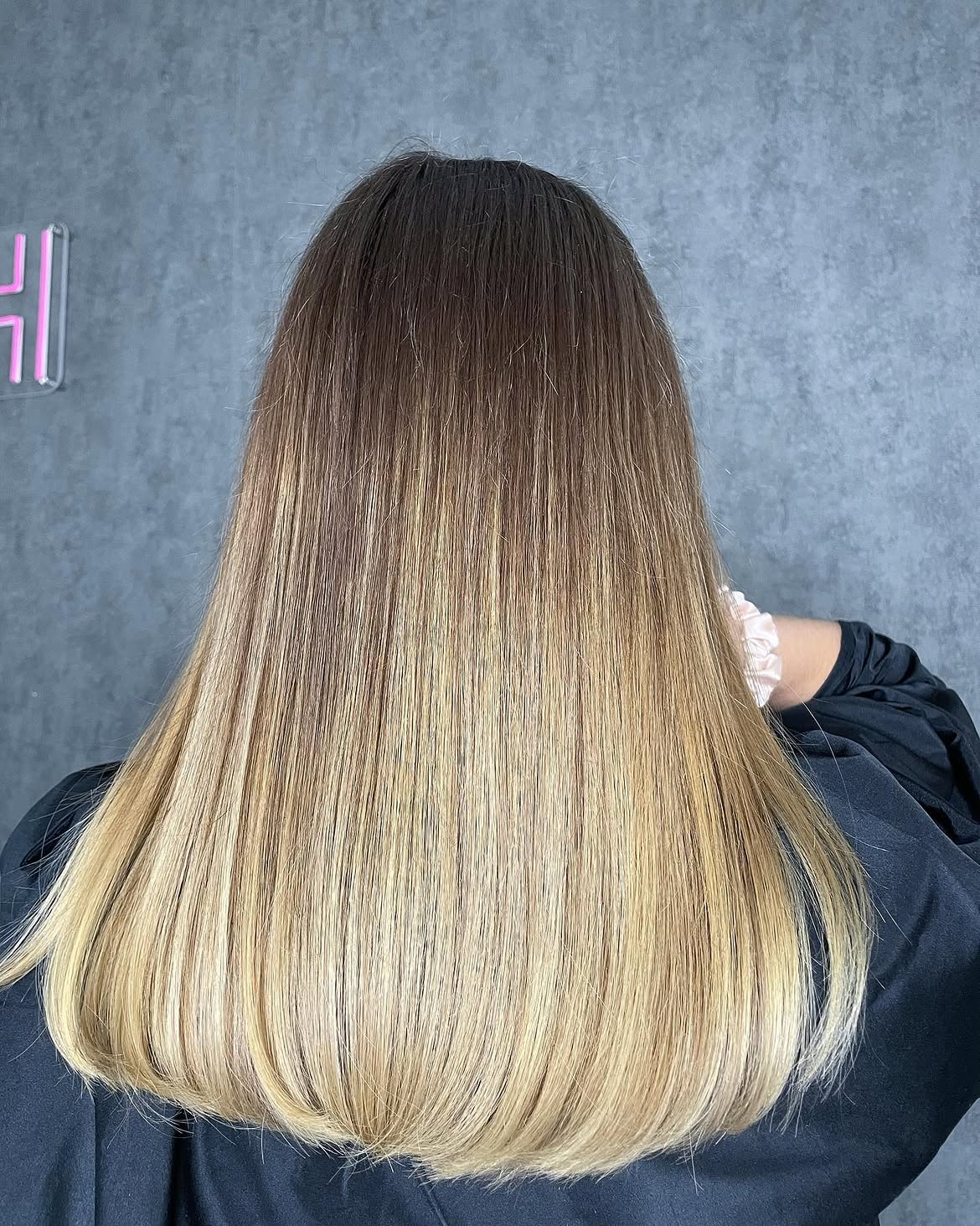 17. Shadow Root Ice Beige Ombre
