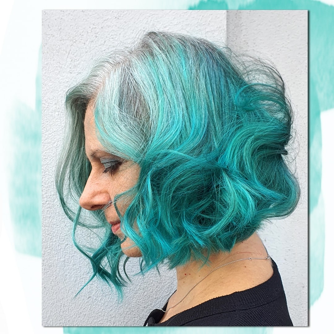 26. Silver to Turquoise Gradient Bob