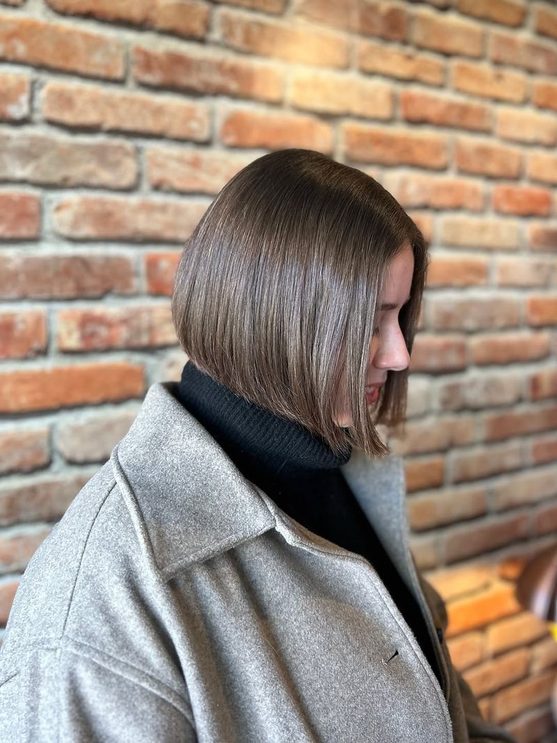 16. Sleek Angled Brown Bob