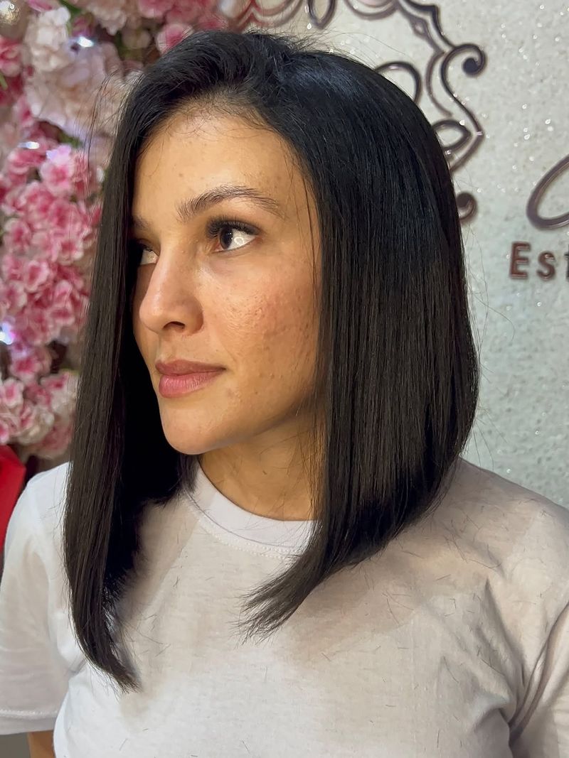 75. Sleek Angled Lob