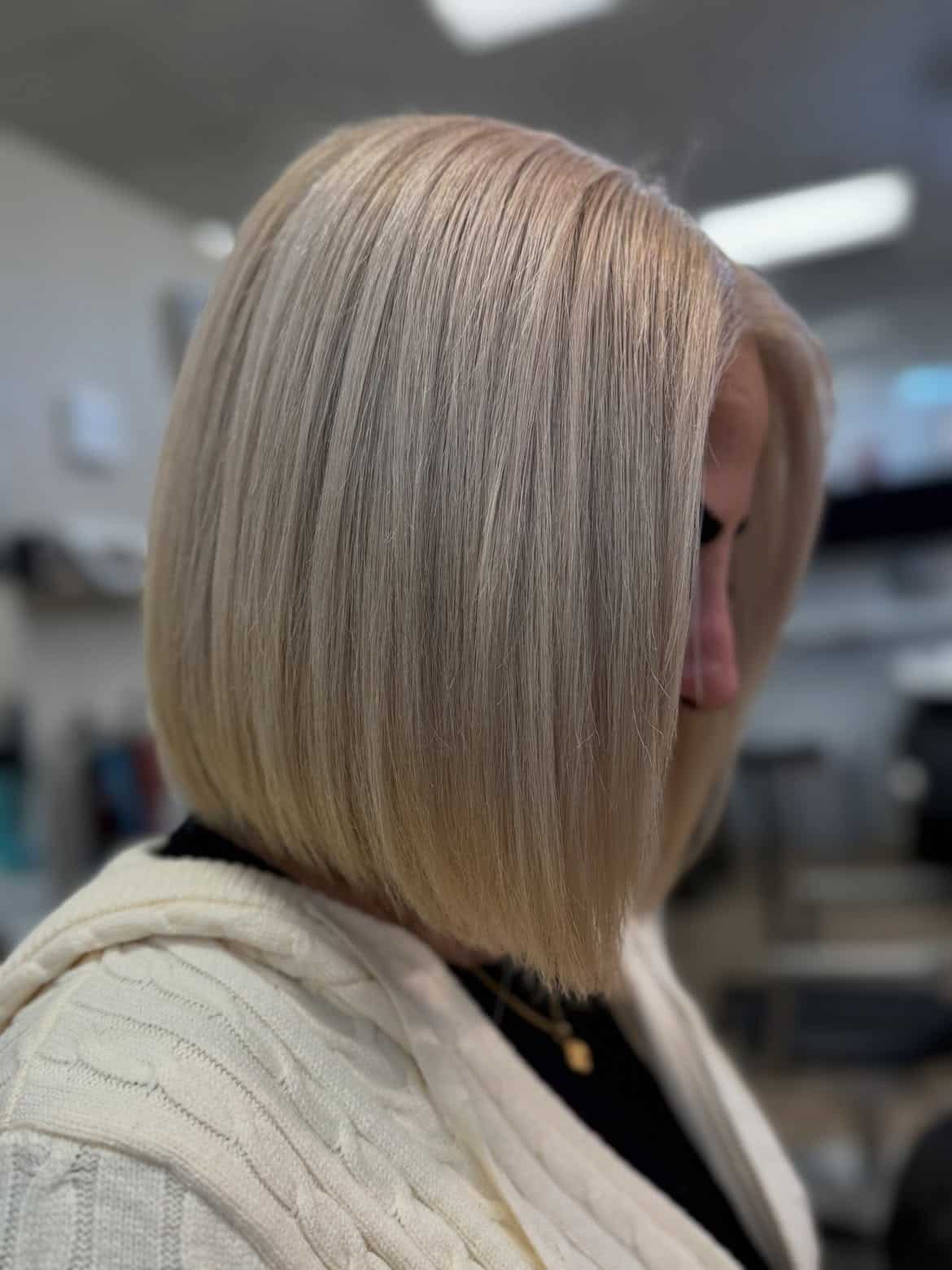 29. Sleek Ice Blonde Bob