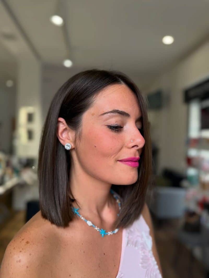 71. Sleek Side-Parted Lob